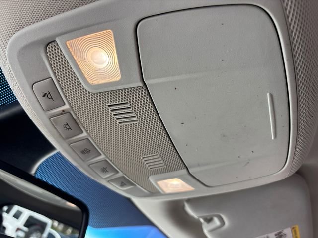 Used 2019 Ford Edge SEL image 27