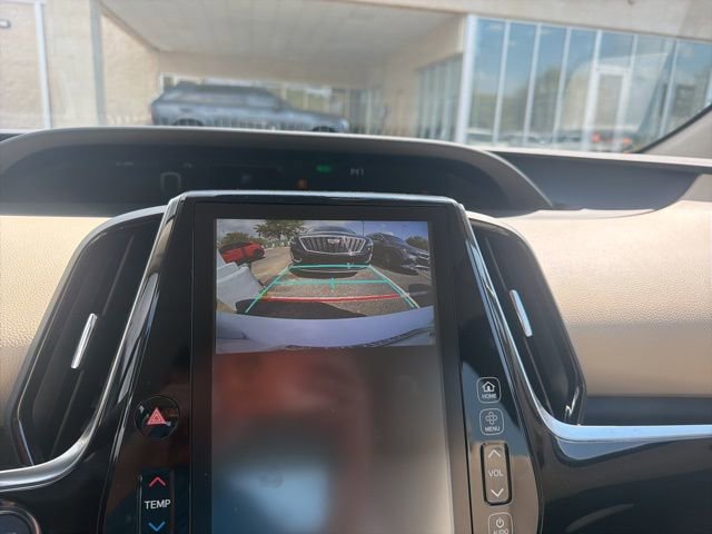 Used 2019 Toyota Prius Limited w/ Premium Convenience Package image 18