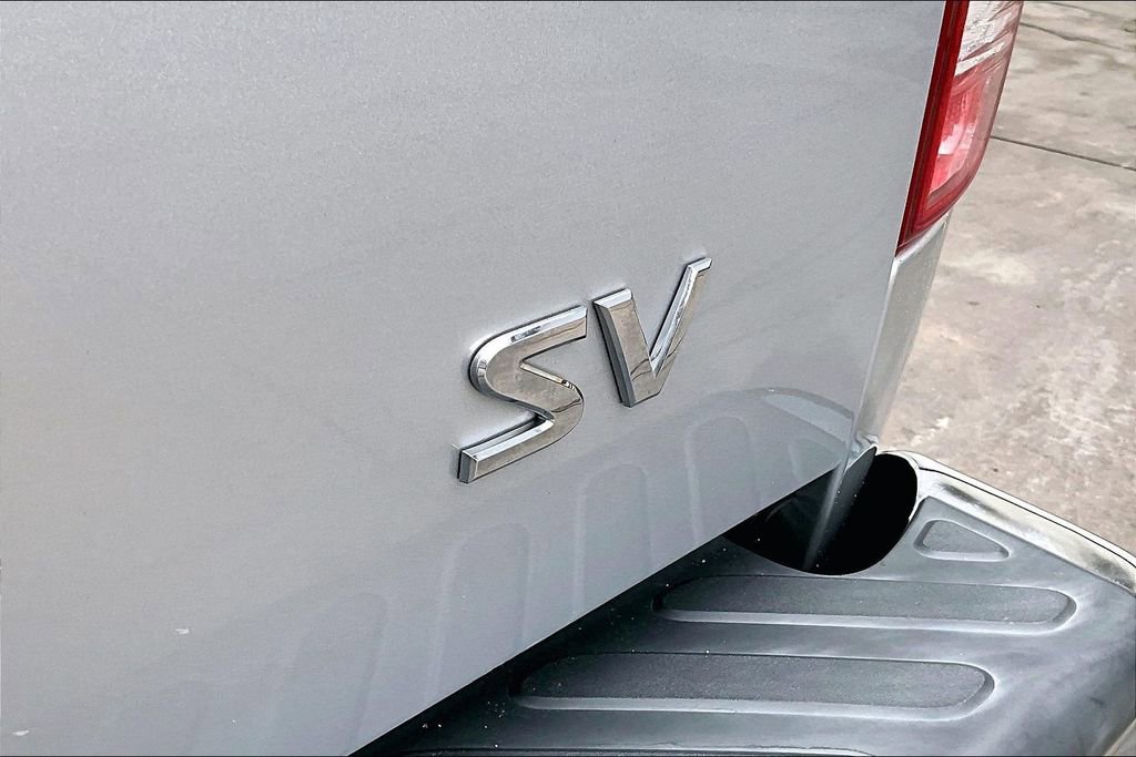 Used 2018 Nissan Frontier SV image 11