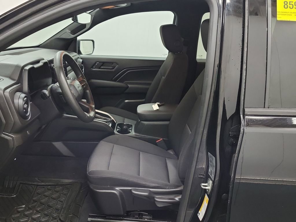 Used 2023 Chevrolet Colorado Trail Boss image 3