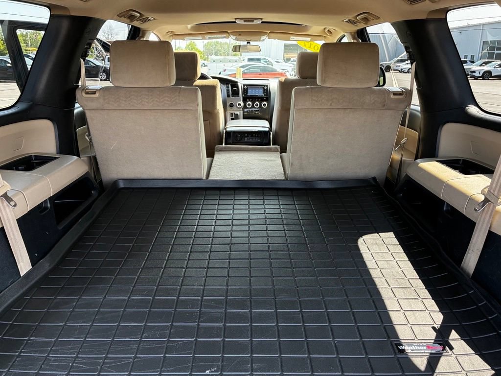 Used 2017 Toyota Sequoia SR5 AWD/4WD image 46
