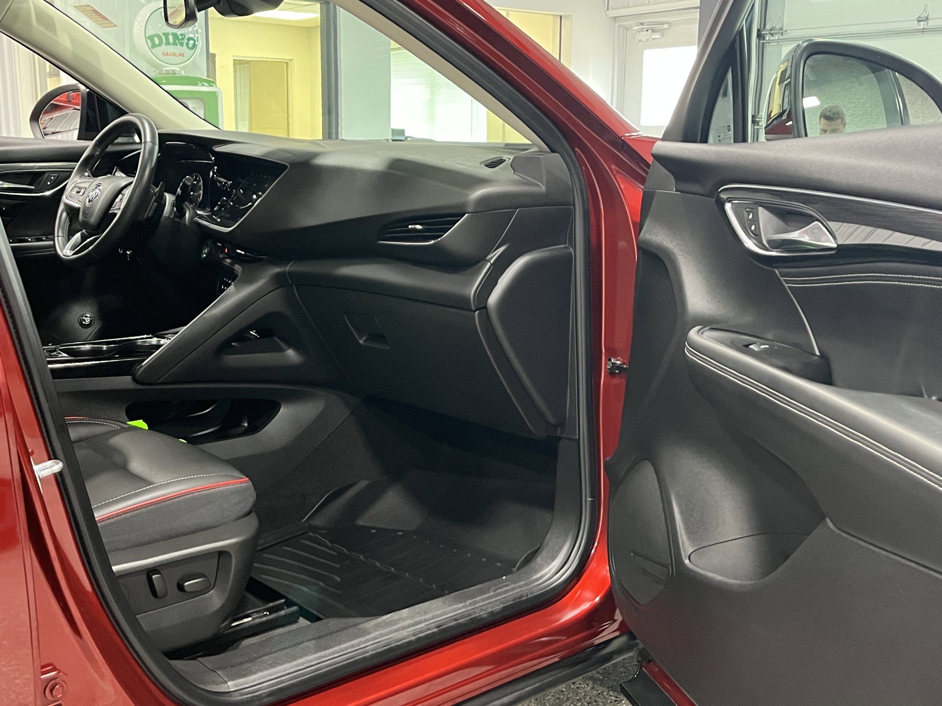Certified 2023 Buick Envision Essence w/ Sport Touring Package AWD/4WD image 9