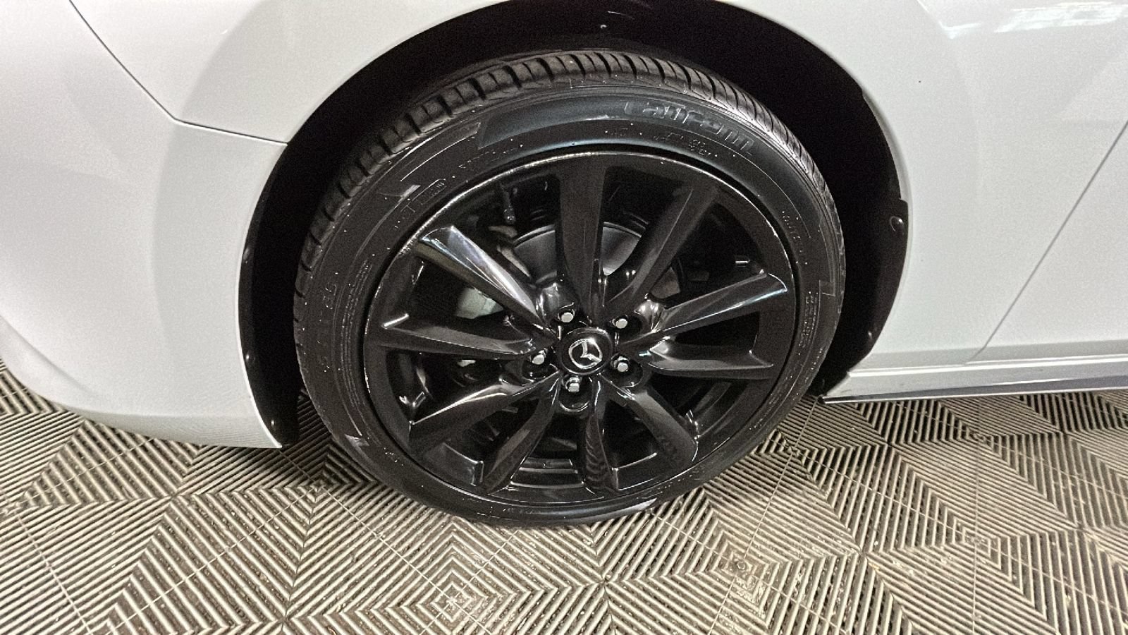 Used 2025 MAZDA MAZDA3 s Sport FWD image 10