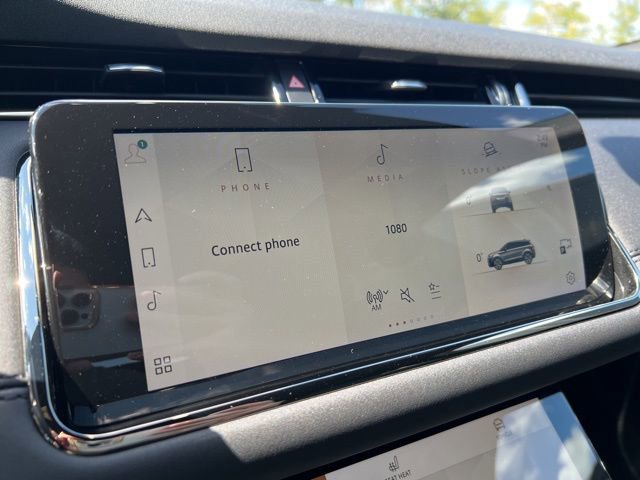 Used 2022 Land Rover Range Rover Evoque R-Dynamic SE image 26