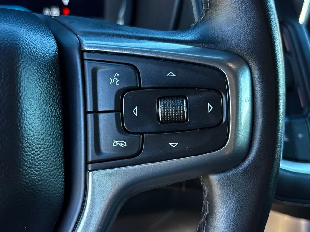 Used 2024 Chevrolet Suburban Premier image 15