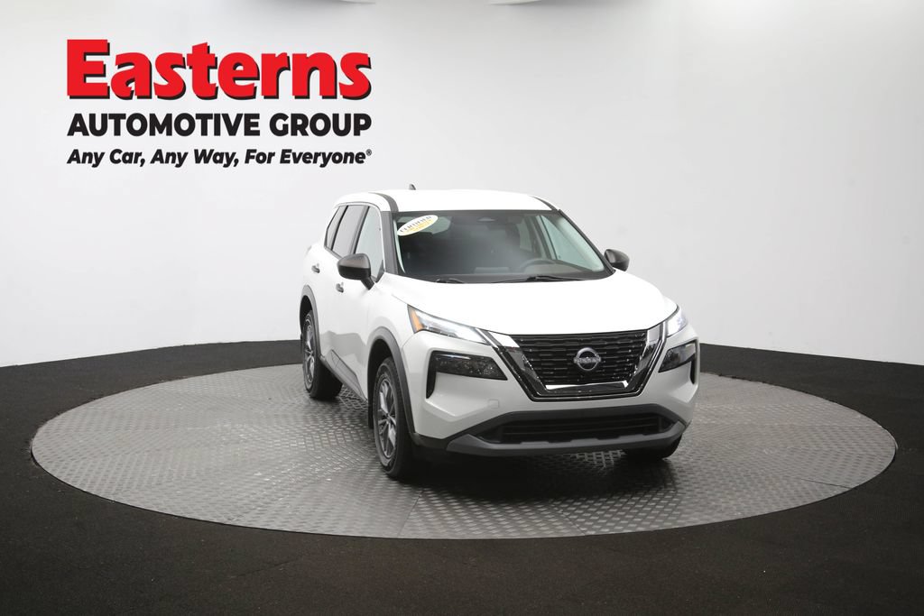 Used 2023 Nissan Rogue S AWD/4WD image 46
