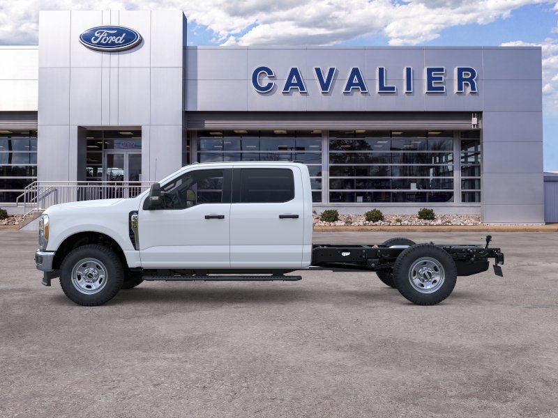 New 2026 Ford F350 XL w/ XL Chrome Package AWD/4WD image 3