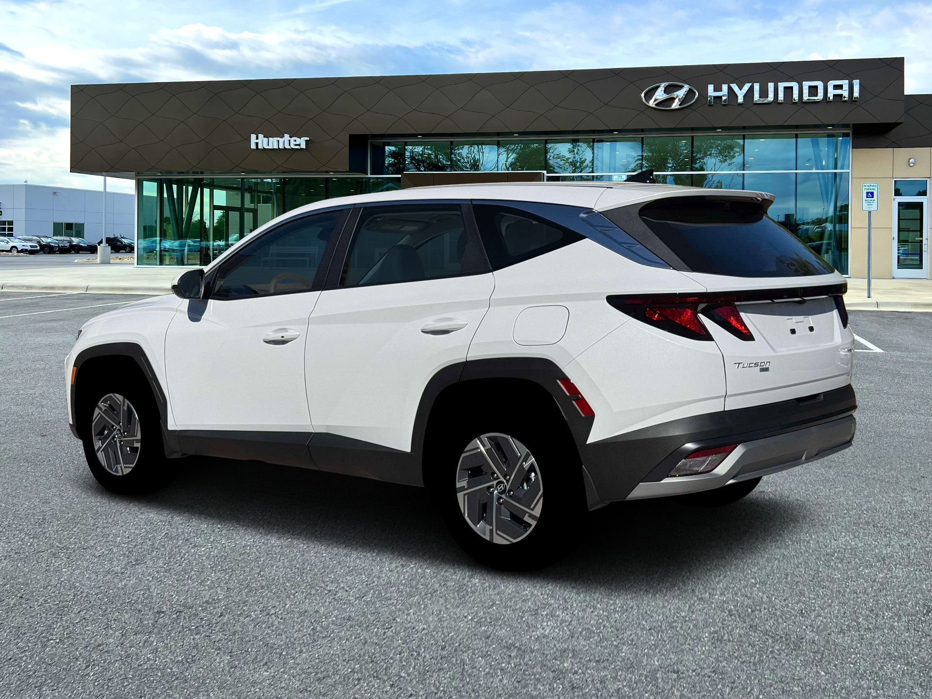 New 2026 Hyundai Tucson Blue SE AWD/4WD image 4