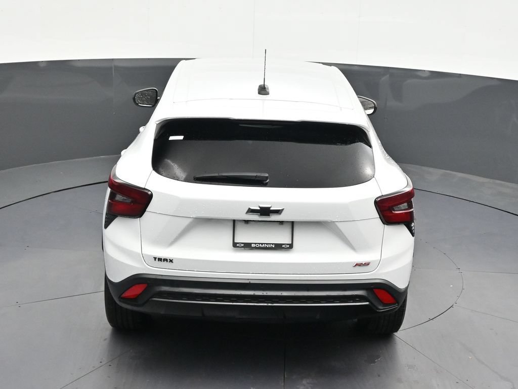 Used 2024 Chevrolet Trax RS w/ Driver Confidence Package FWD image 18