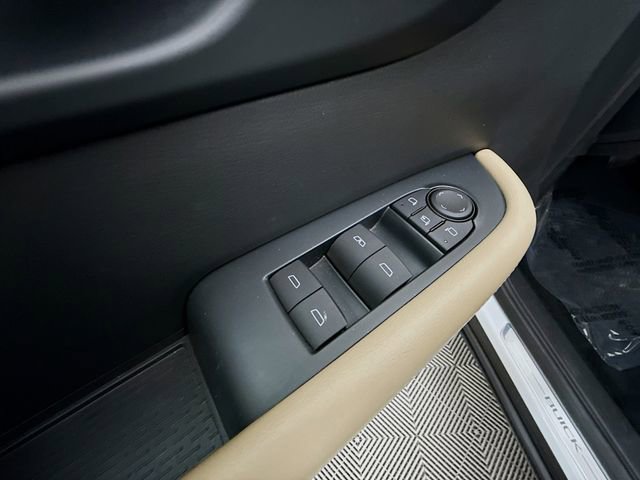 Used 2025 Buick Enclave Preferred image 21