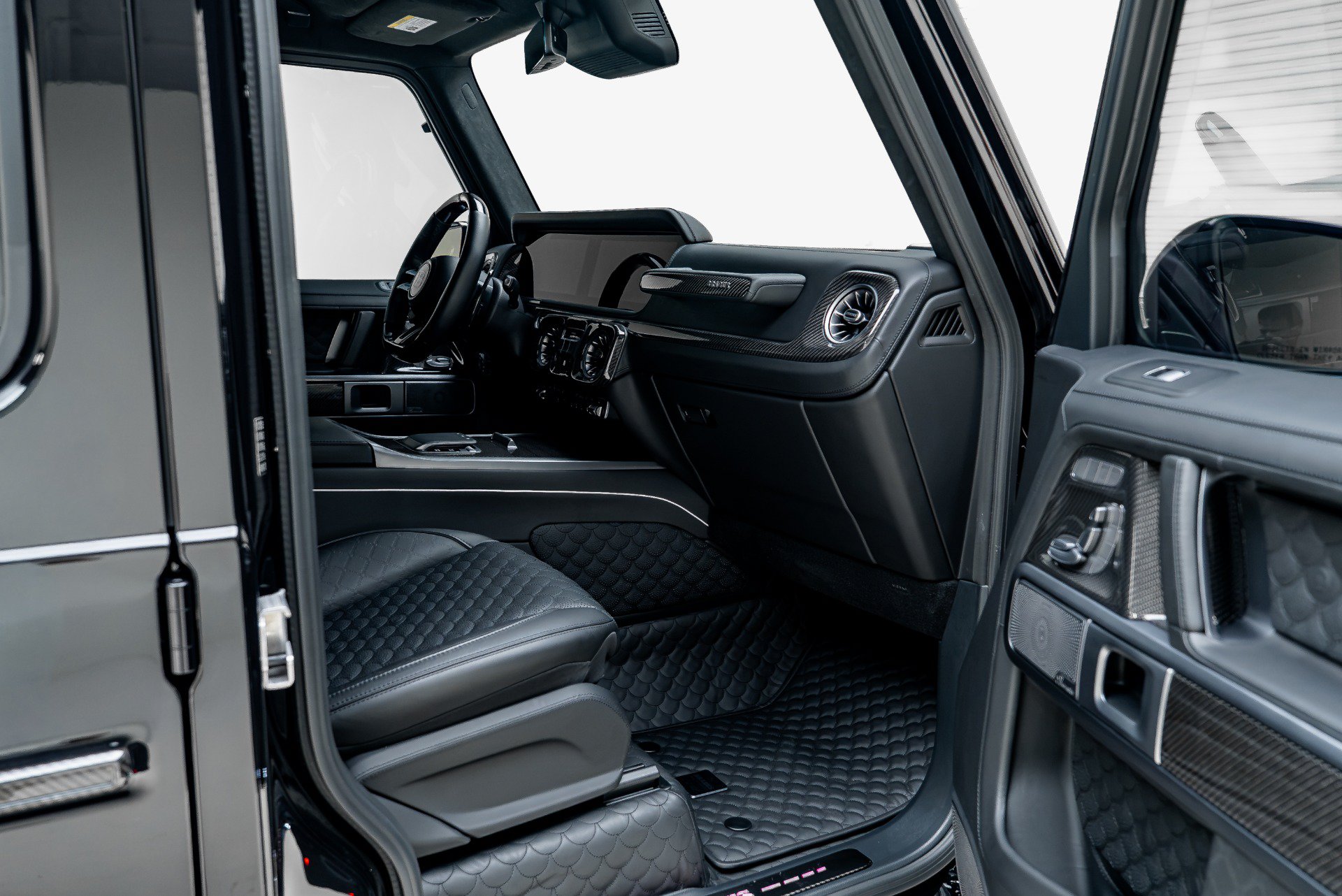 Used 2025 Mercedes-Benz G 63 AMG 4MATIC image 64