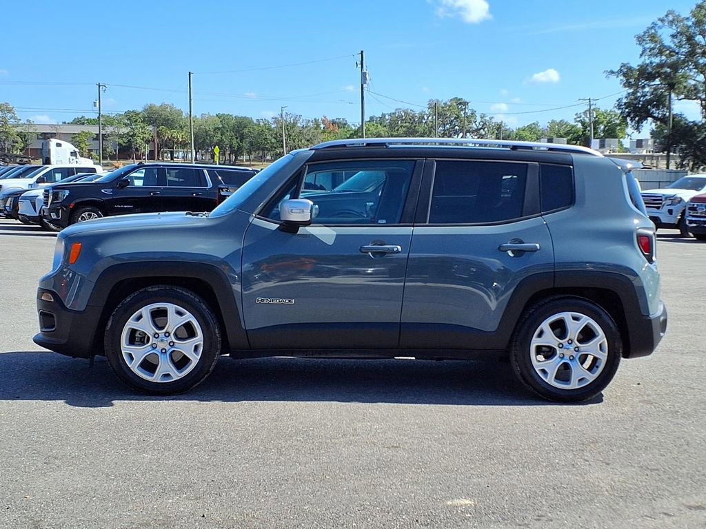 Used 2017 Jeep Renegade Limited FWD image 4