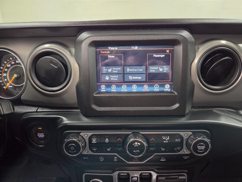 Used 2022 Jeep Wrangler Unlimited Sport AWD/4WD image 41
