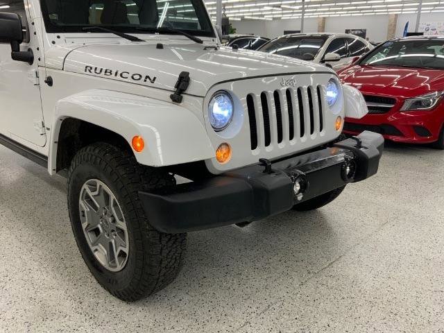 Used 2017 Jeep Wrangler Unlimited Rubicon w/ Connectivity Group image 35
