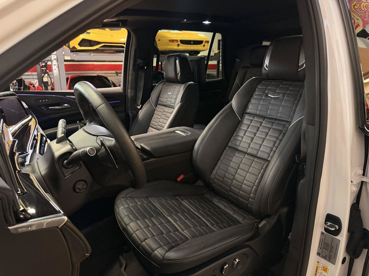 Used 2024 Cadillac Escalade V w/ Heavy-Duty Trailer Package AWD/4WD image 15