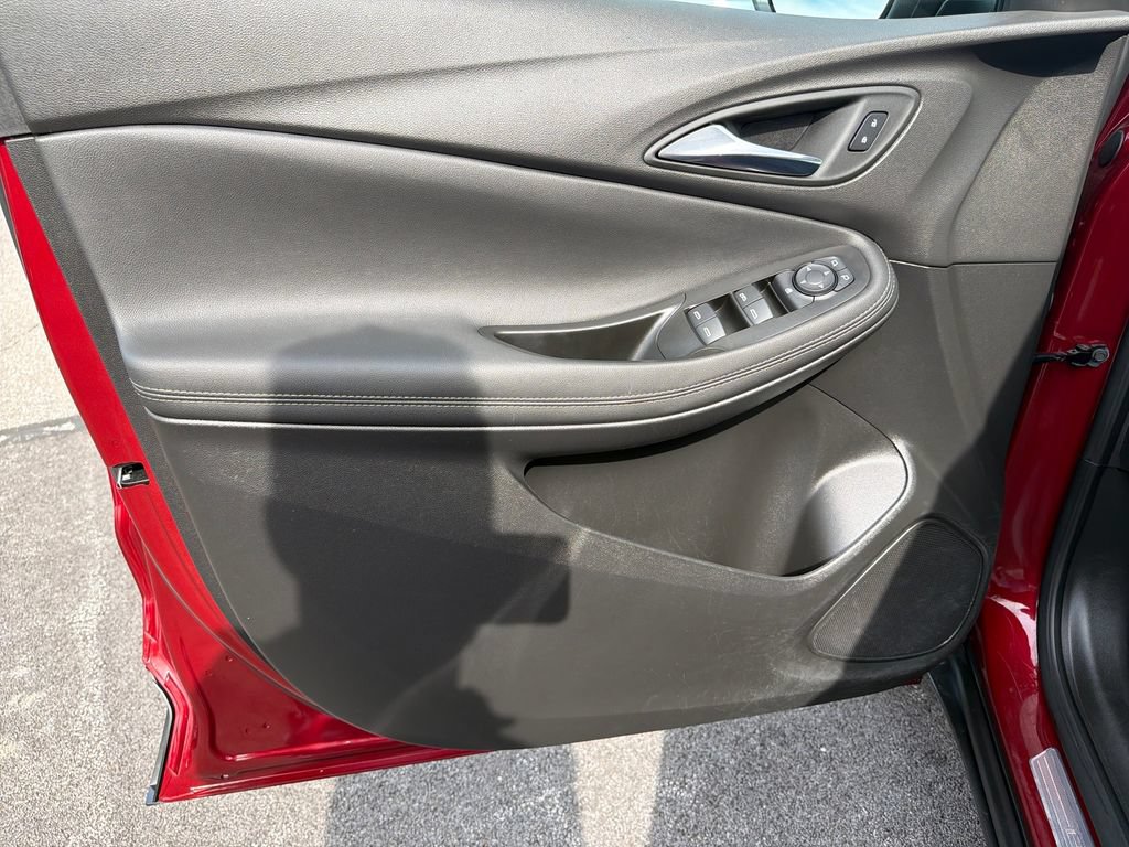 Certified 2023 Buick Encore GX Preferred FWD image 12