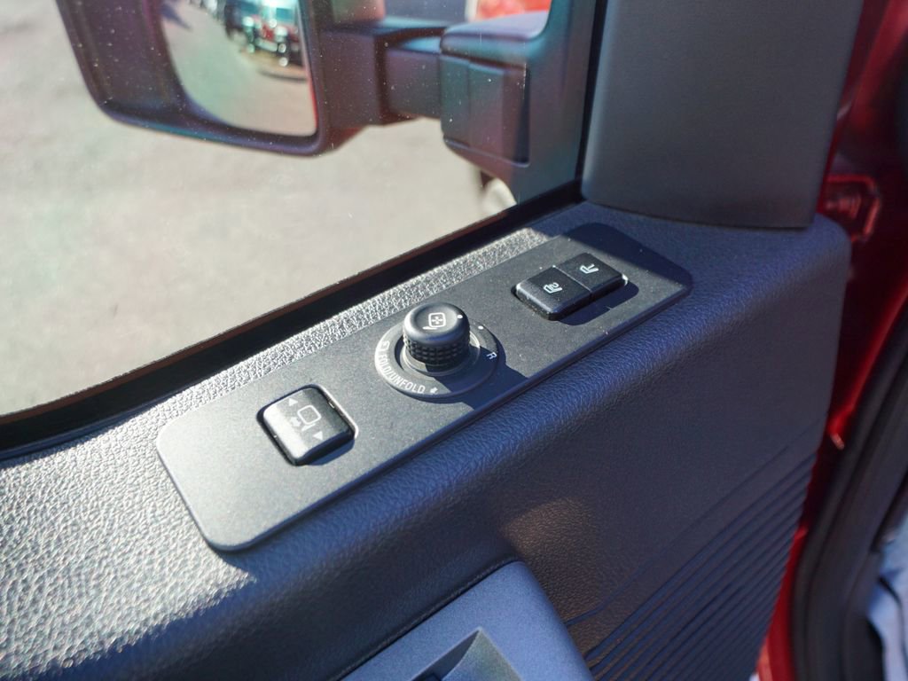 Used 2014 Ford F250 Lariat w/ Lariat Ultimate Package image 19