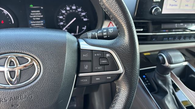 Used 2023 Toyota Sienna XLE w/ XLE Plus Package image 24