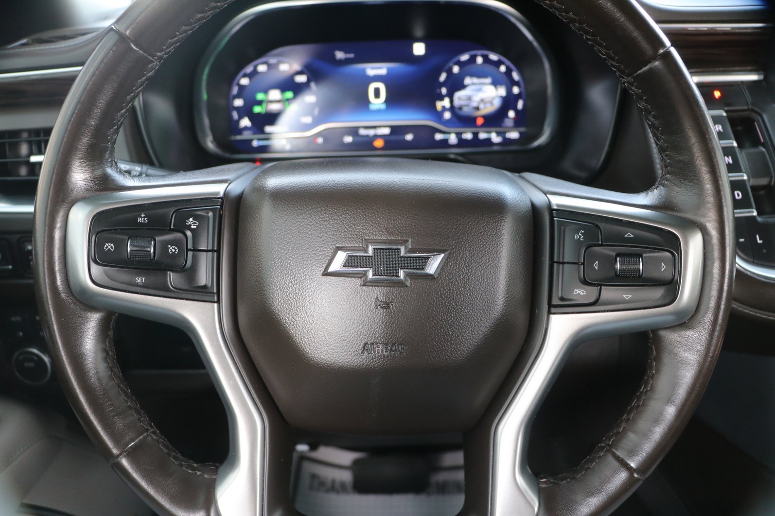 Used 2023 Chevrolet Suburban Z71 AWD/4WD image 17