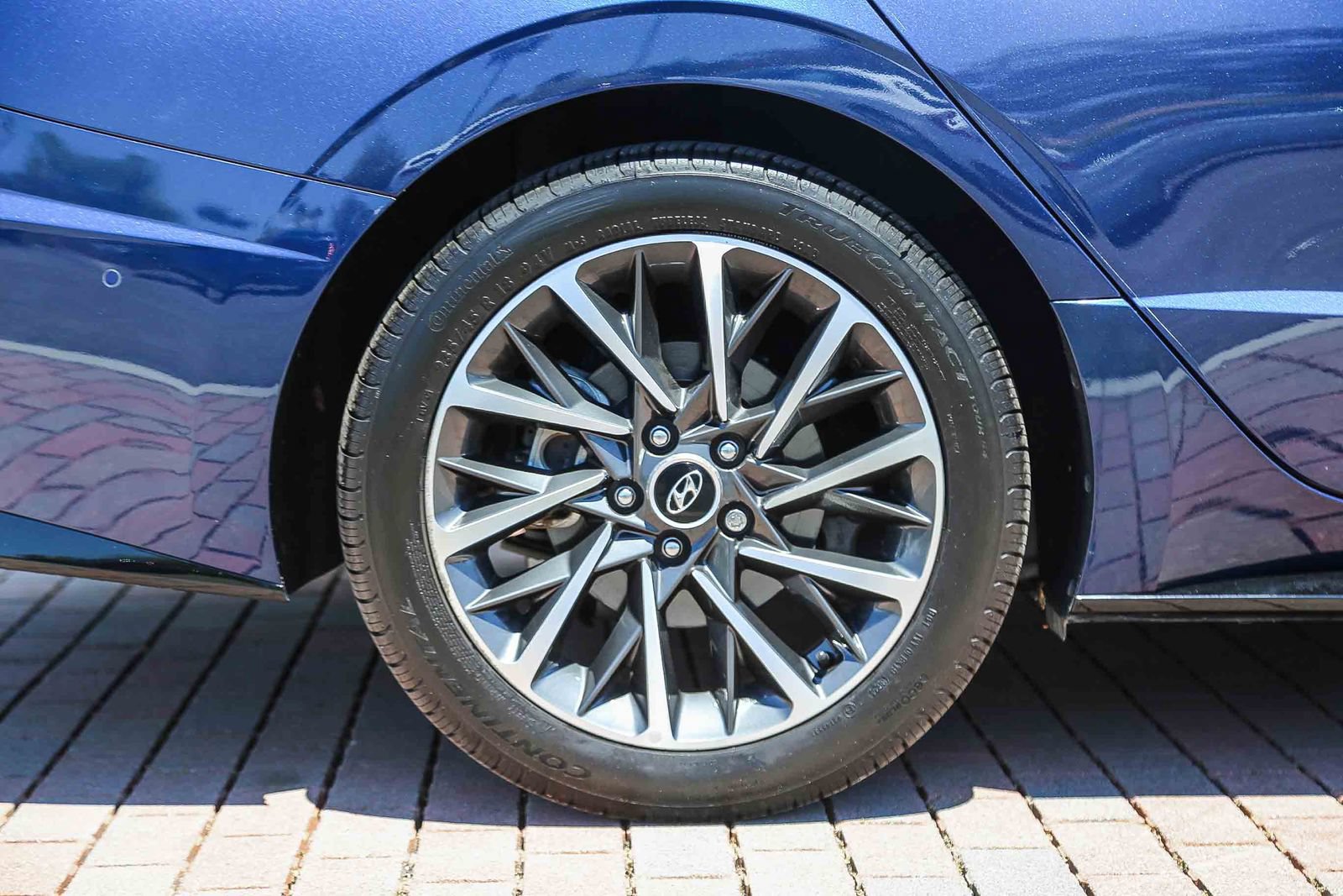 Used 2021 Hyundai Sonata Limited w/ Cargo Package FWD image 8