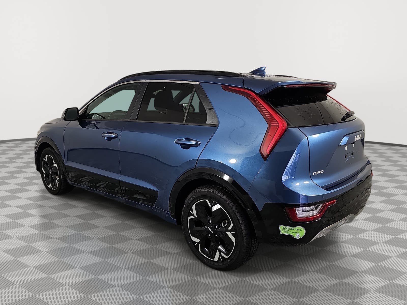 Used 2023 Kia Niro Wave FWD image 6