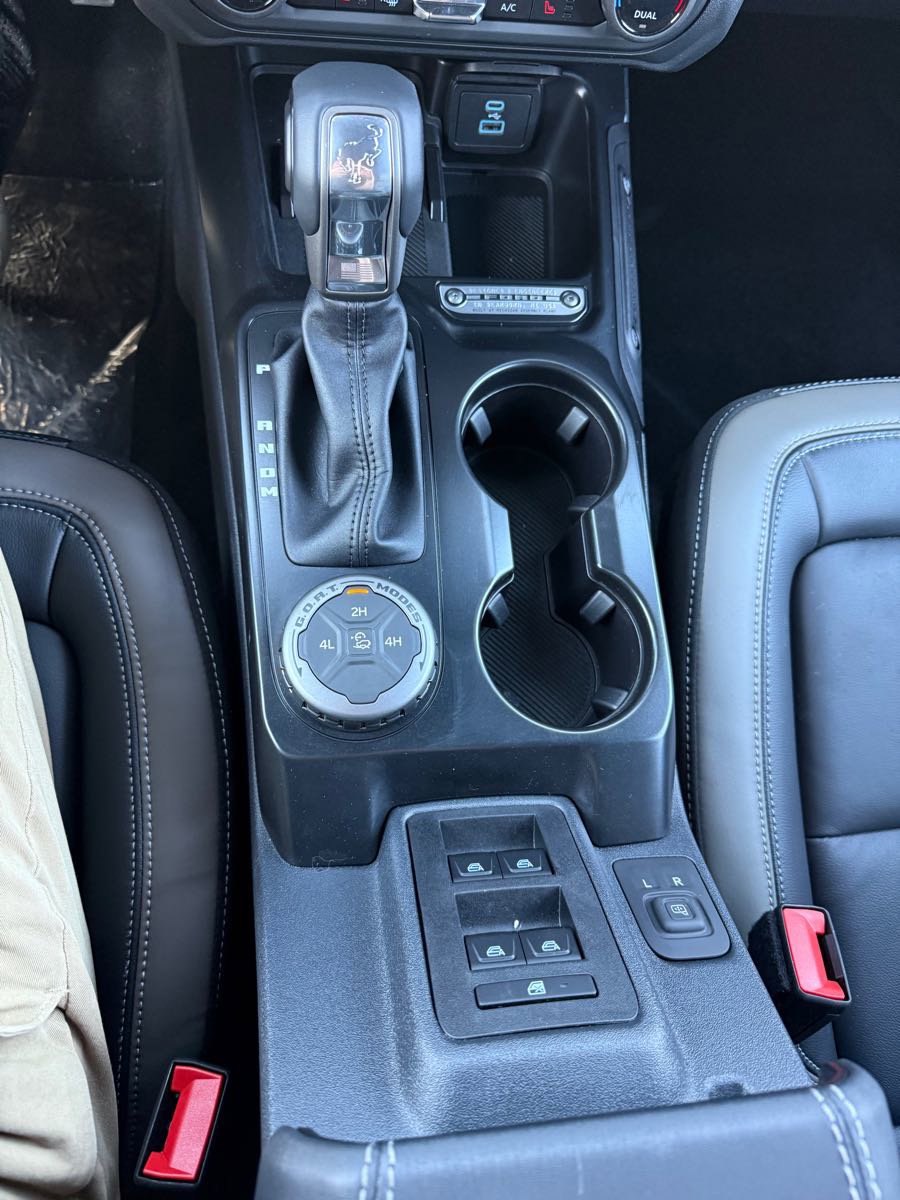New 2025 Ford Bronco Outer Banks w/ Matte Film Protection Package image 25