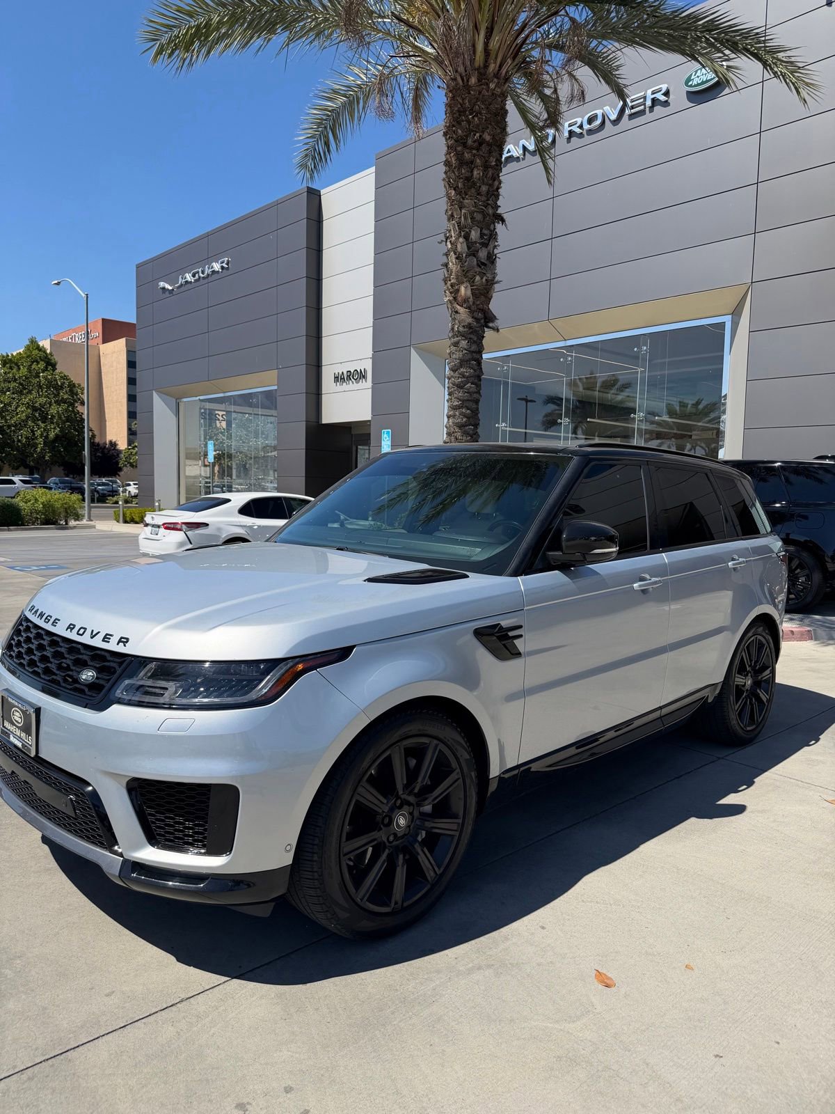 Used 2022 Land Rover Range Rover Sport HSE Silver Edition AWD/4WD image 1