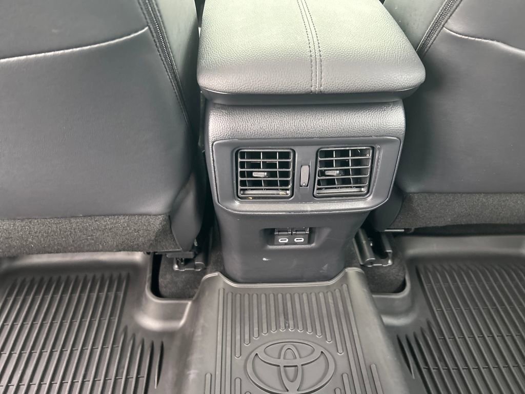Used 2025 Toyota RAV4 Limited w/ Advanced Technology Package image 28