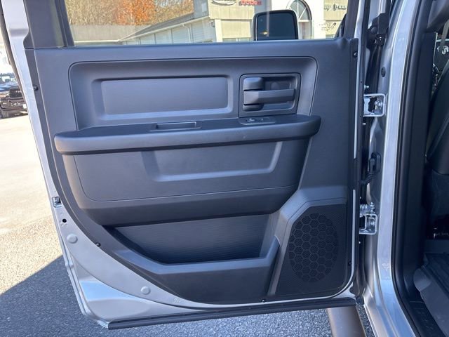 New 2026 RAM 3500 Tradesman image 15