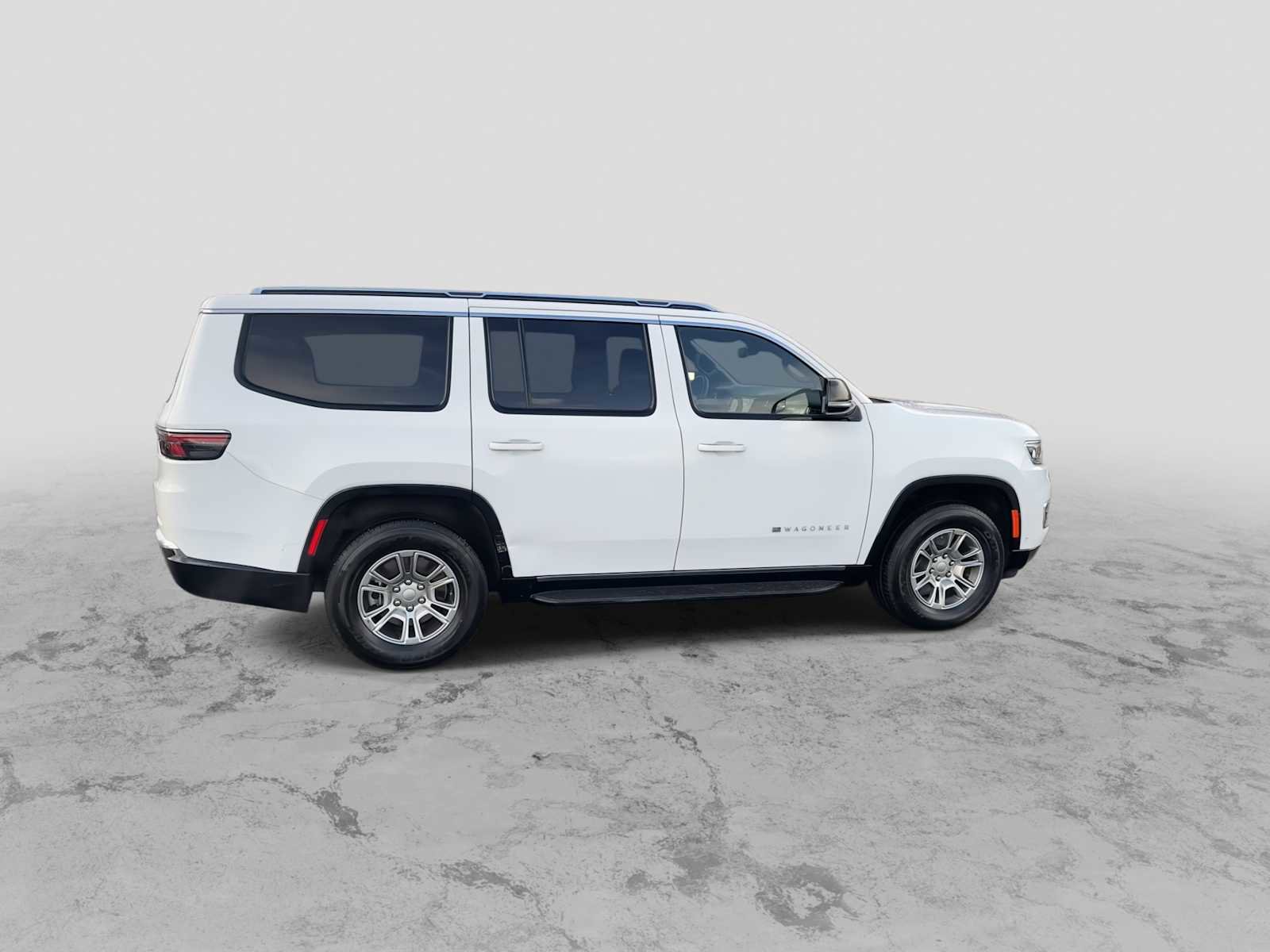 Used 2023 Jeep Wagoneer 4WD image 9