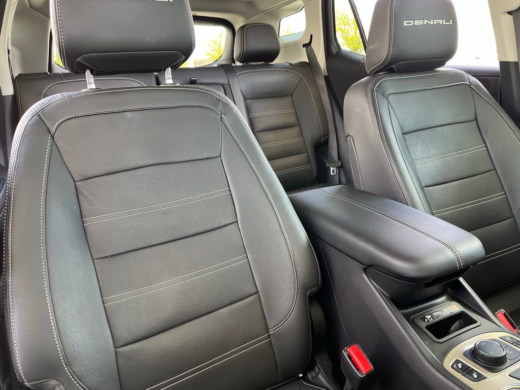 Used 2023 GMC Terrain Denali AWD/4WD image 28