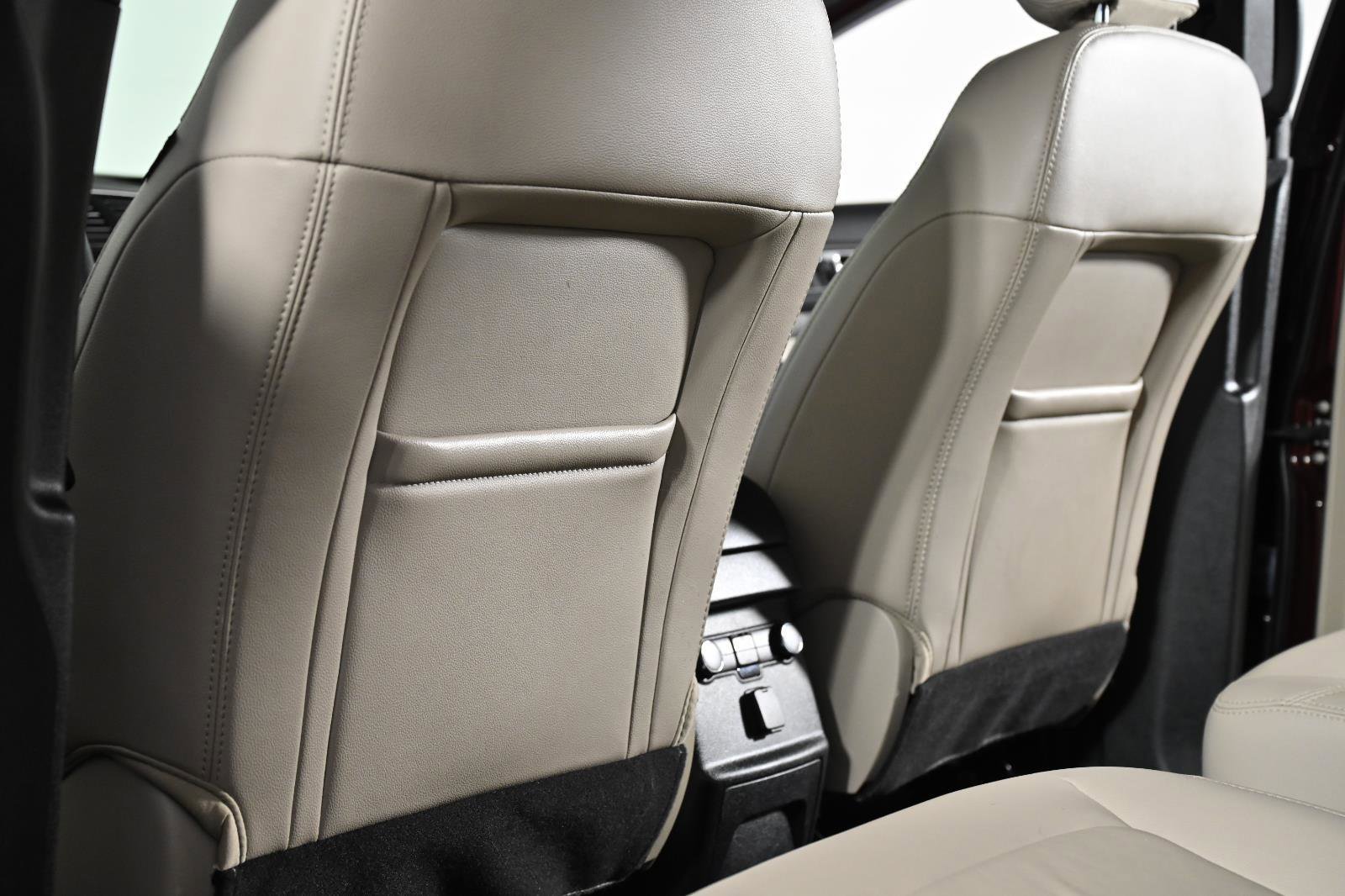 Used 2018 Ford Explorer XLT w/ Equipment Group 202A image 26