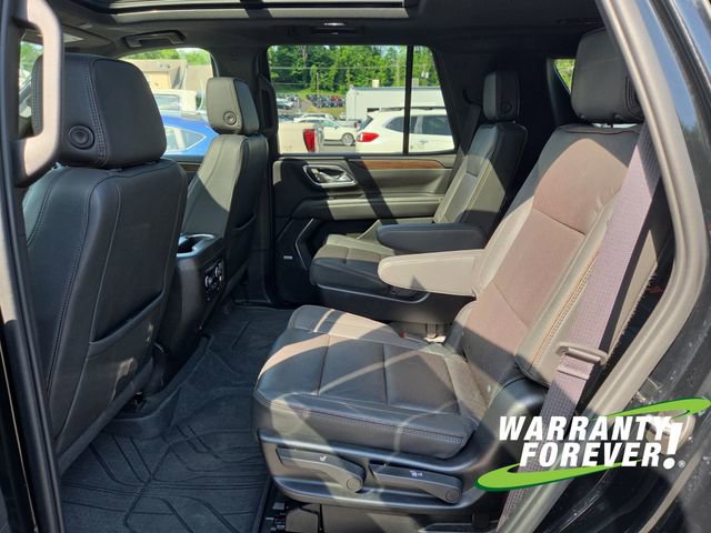 Used 2024 Chevrolet Tahoe High Country AWD/4WD image 16