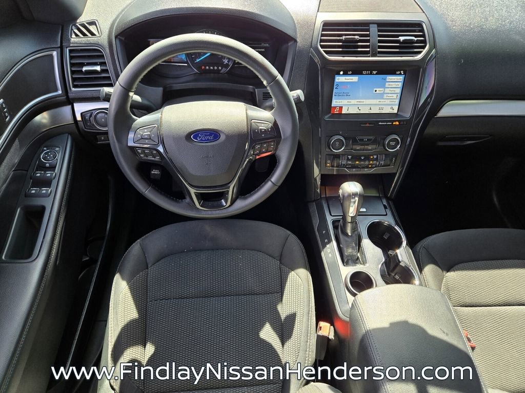 Used 2019 Ford Explorer XLT w/ Equipment Group 201A image 13
