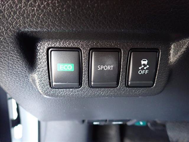 Used 2017 Nissan Sentra SV w/ Style Package FWD image 14