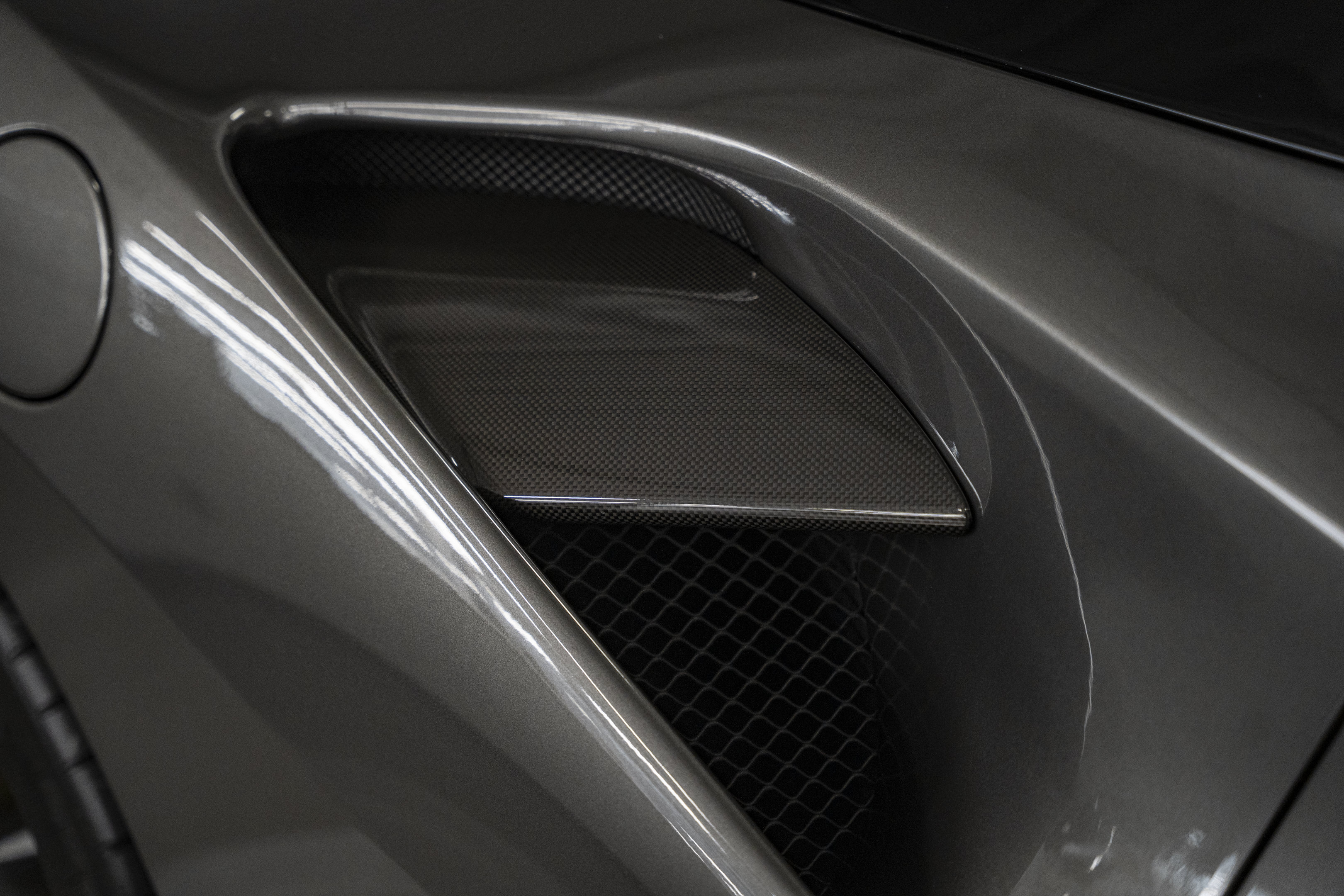Used 2019 Ferrari 488 Spider RWD image 13