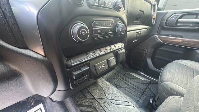 Used 2022 Chevrolet Silverado 2500 LT image 19