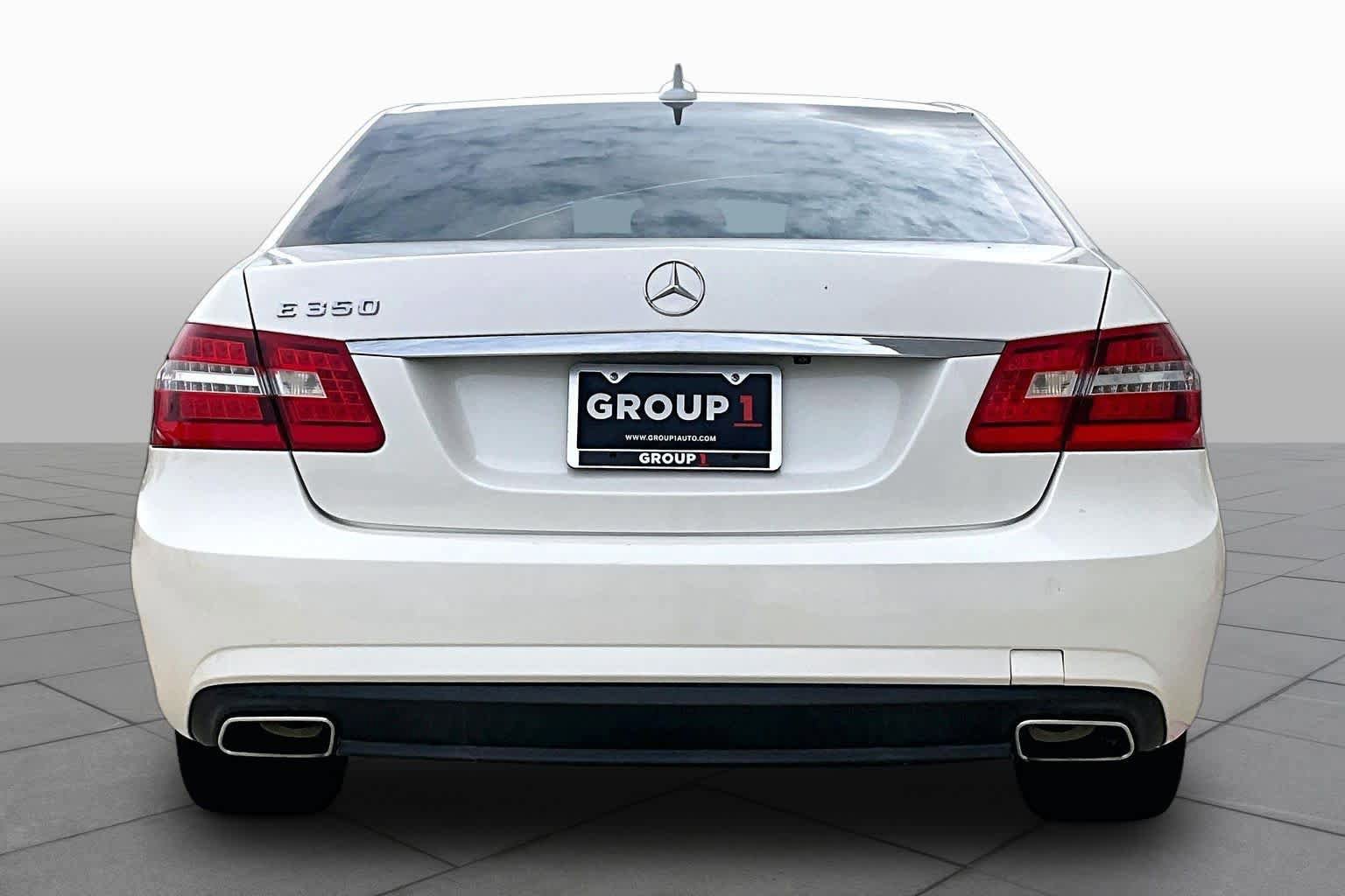 Used 2011 Mercedes-Benz E 350 Sedan image 4