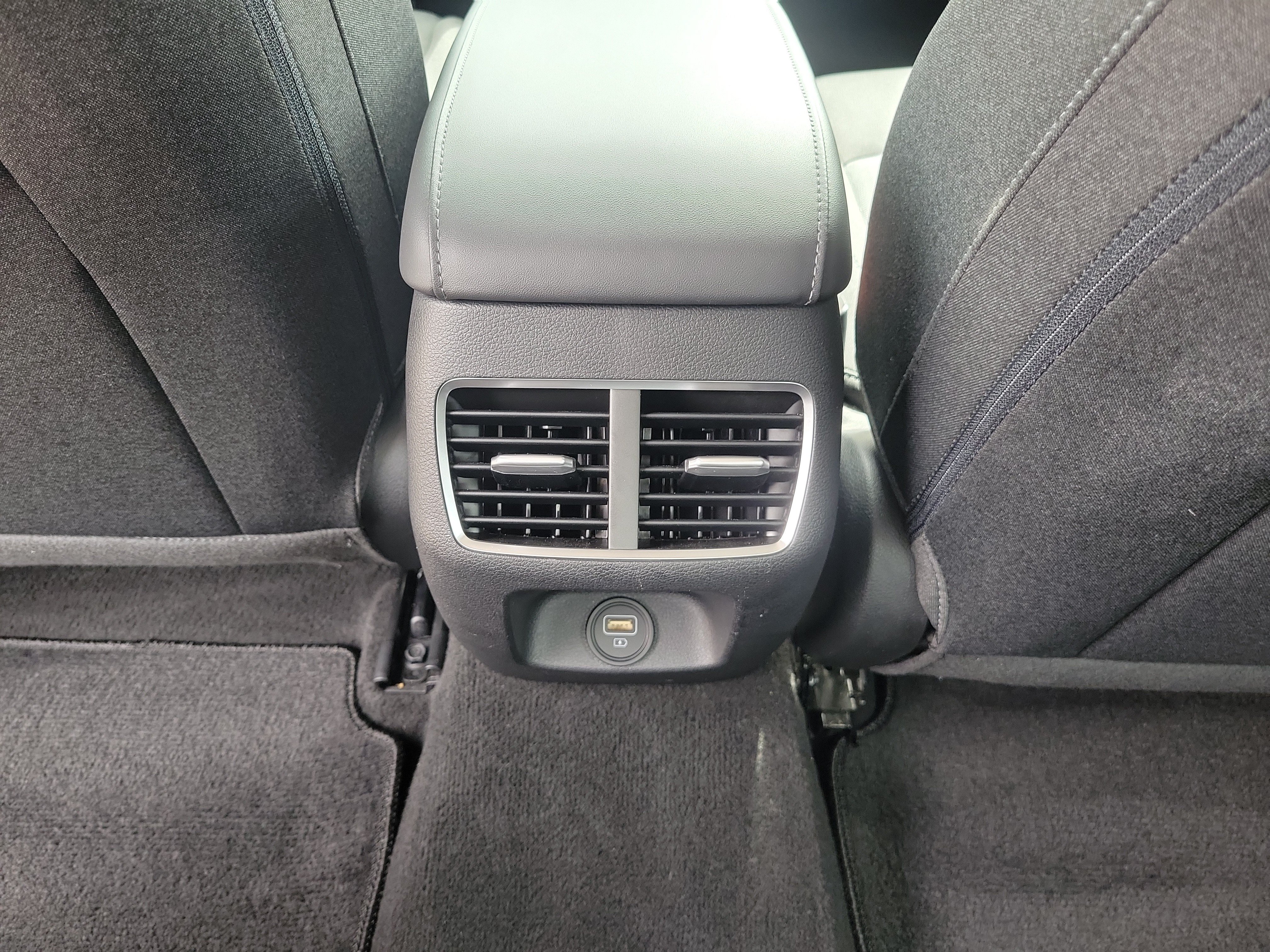 Used 2021 Hyundai Sonata SEL w/ Convenience Package FWD image 10