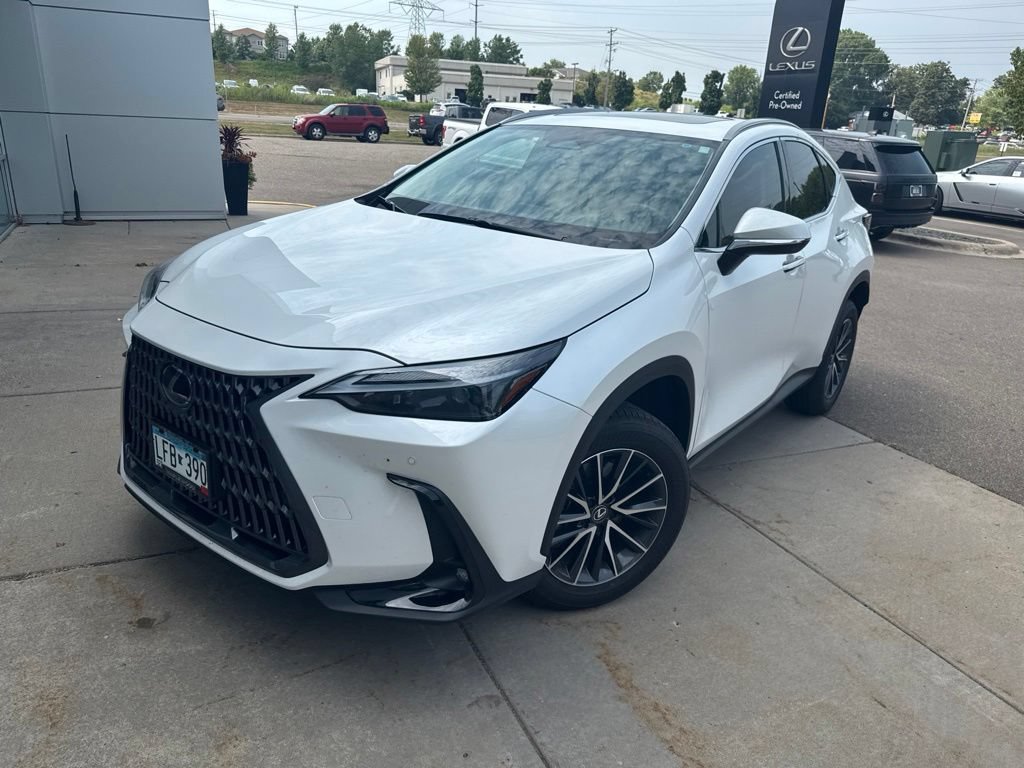 Used 2024 Lexus NX 350 AWD image 2