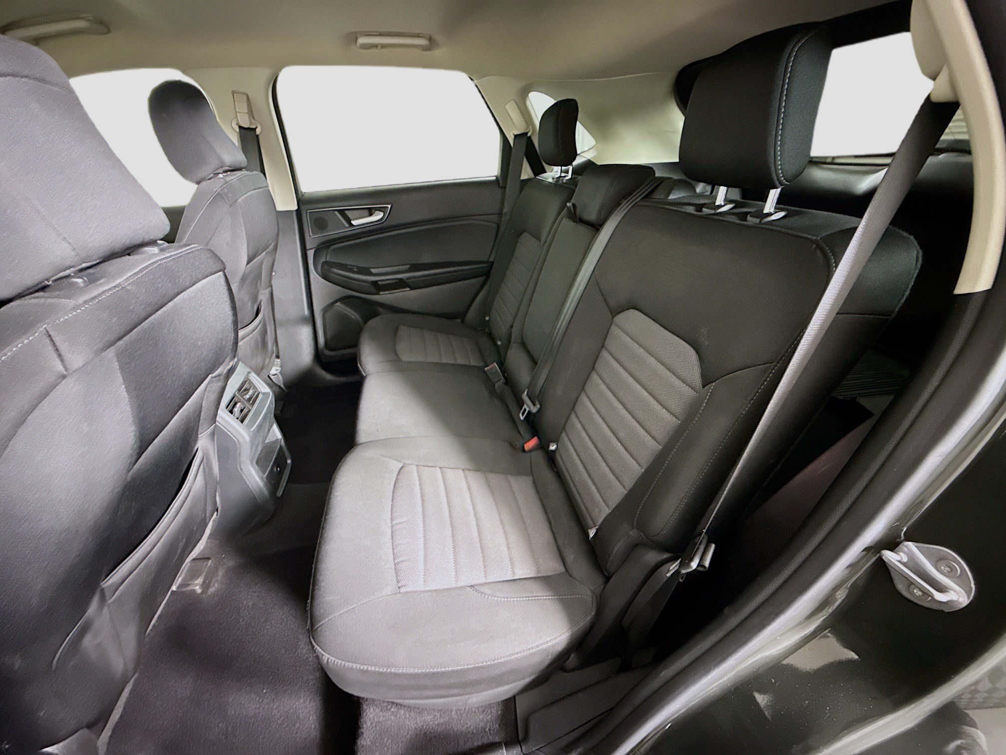 Used 2023 Ford Edge SE AWD/4WD image 25