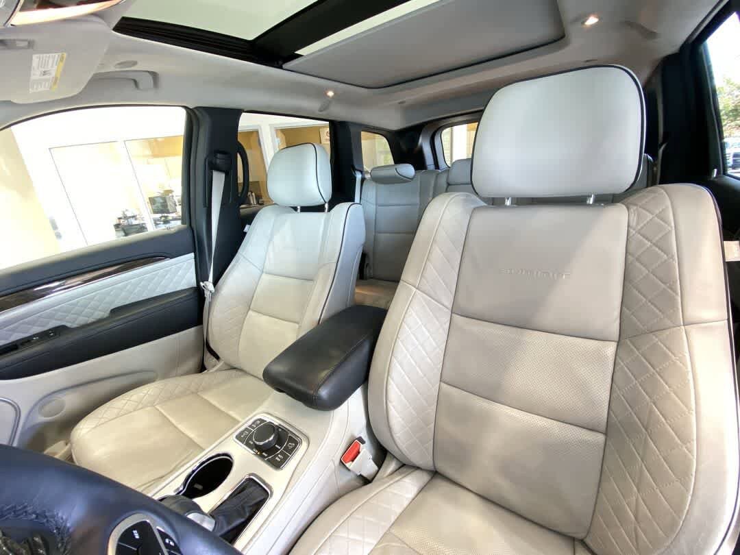 Used 2018 Jeep Grand Cherokee Summit AWD/4WD image 14