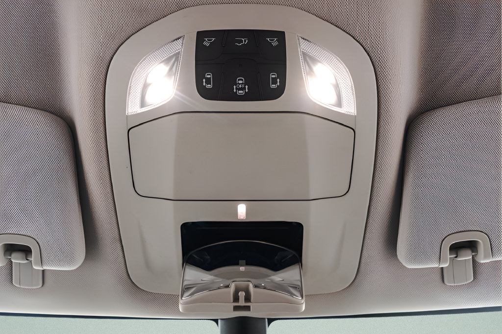 Used 2023 Chrysler Pacifica Touring-L FWD image 19