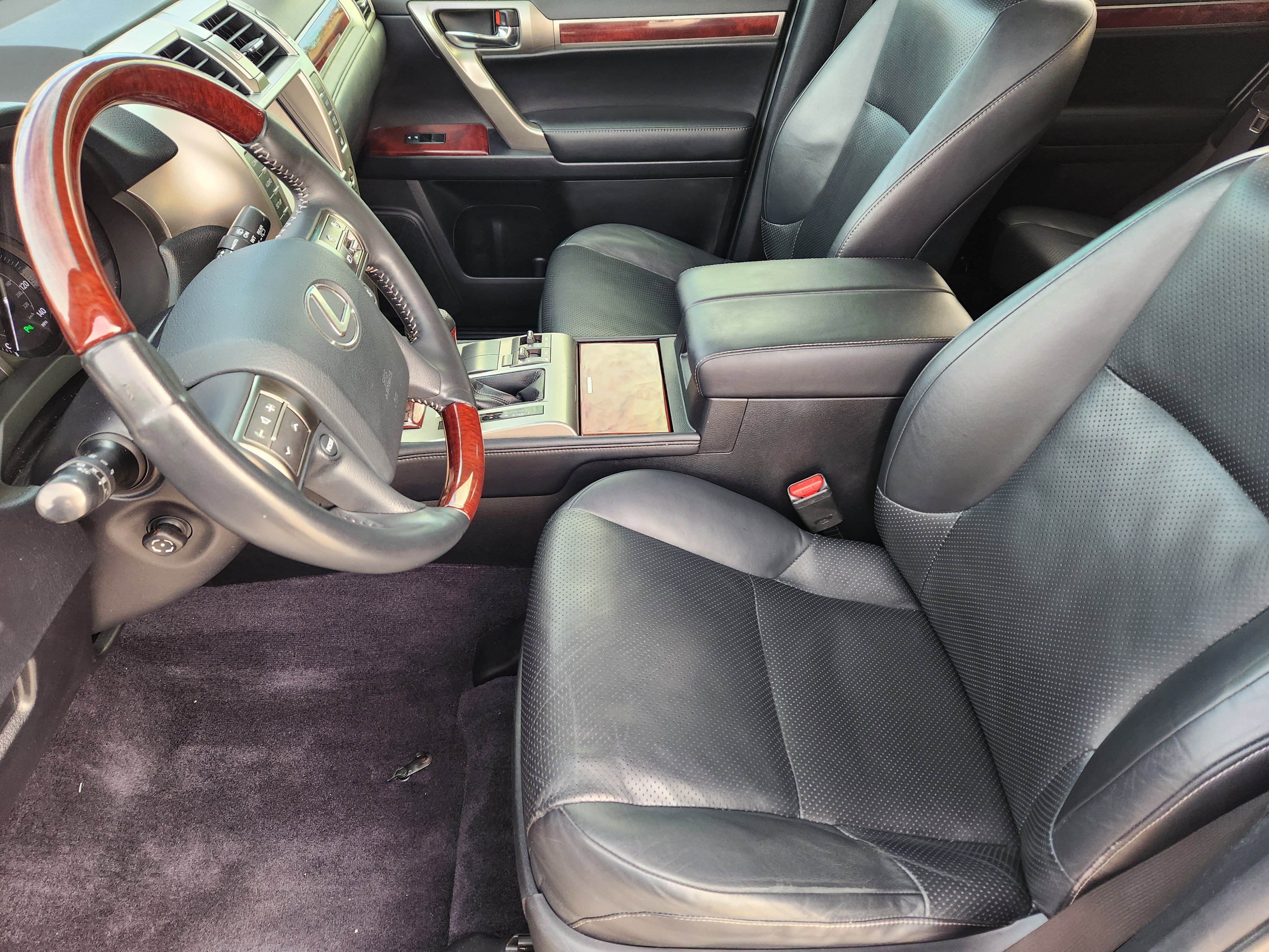 Used 2013 Lexus GX 460 image 13