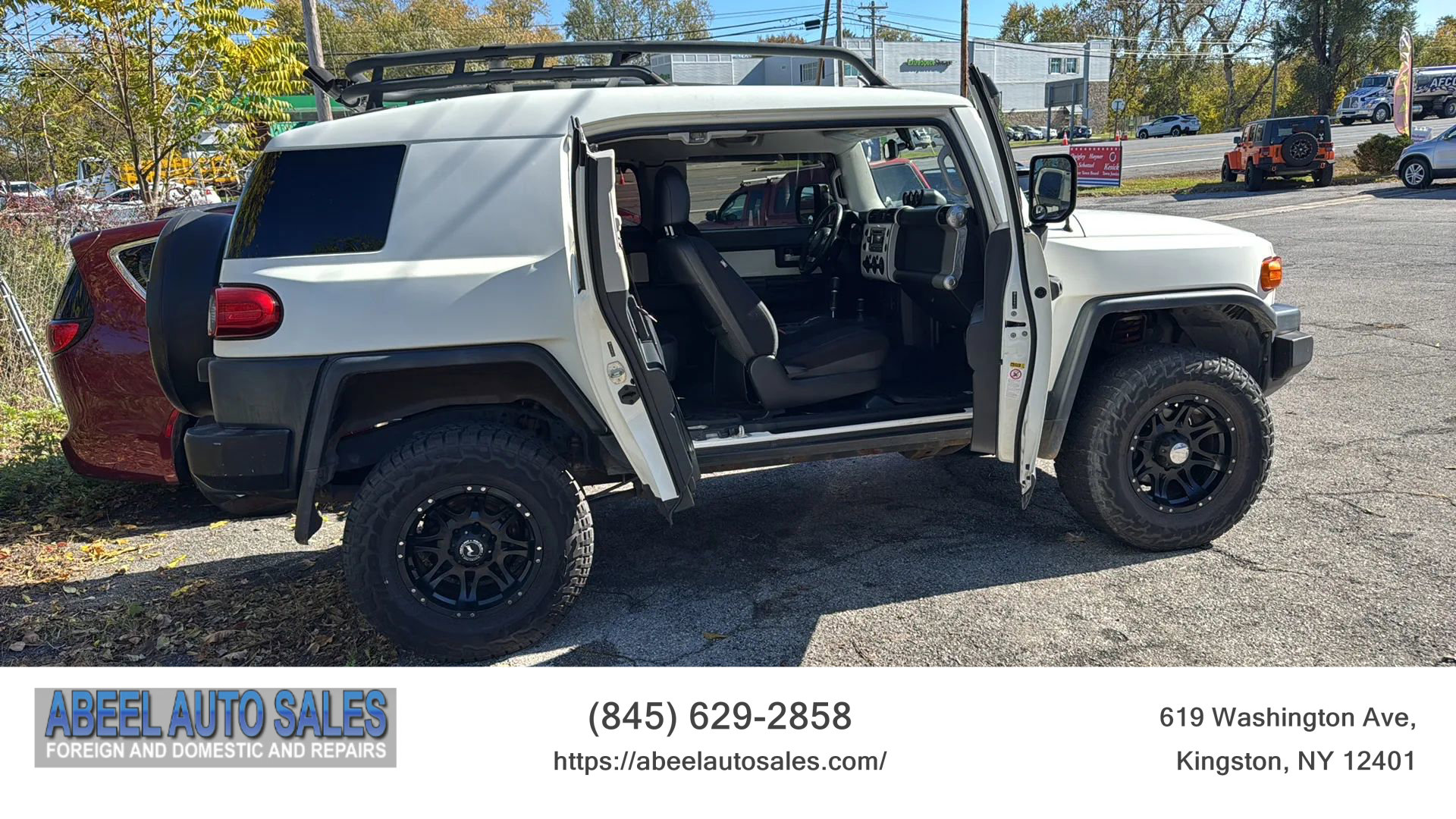 Used 2013 Toyota FJ Cruiser 4WD image 12