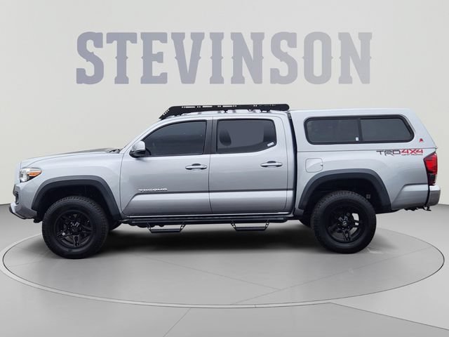Used 2019 Toyota Tacoma TRD Off-Road AWD/4WD image 2