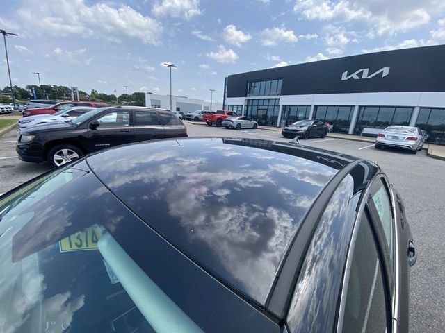 Used 2024 Hyundai Sonata SEL FWD image 3