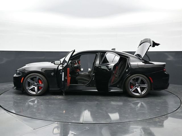 Used 2018 Dodge Charger SRT Hellcat w/ Harman/Kardon Audio Group RWD image 40