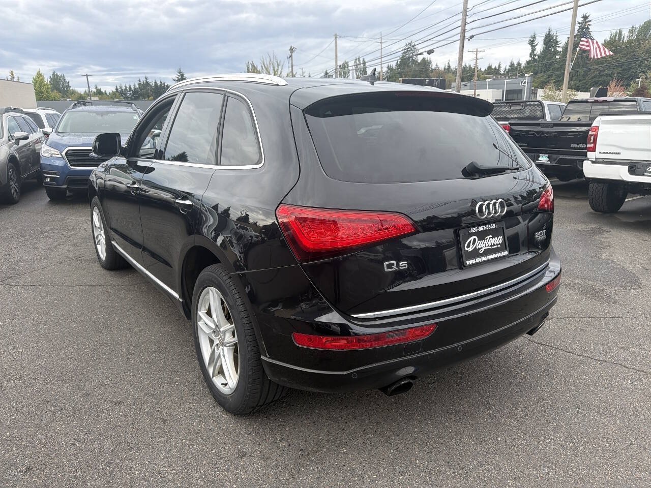 Used 2016 Audi Q5 2.0T Premium Plus w/ Technology Package AWD/4WD image 2