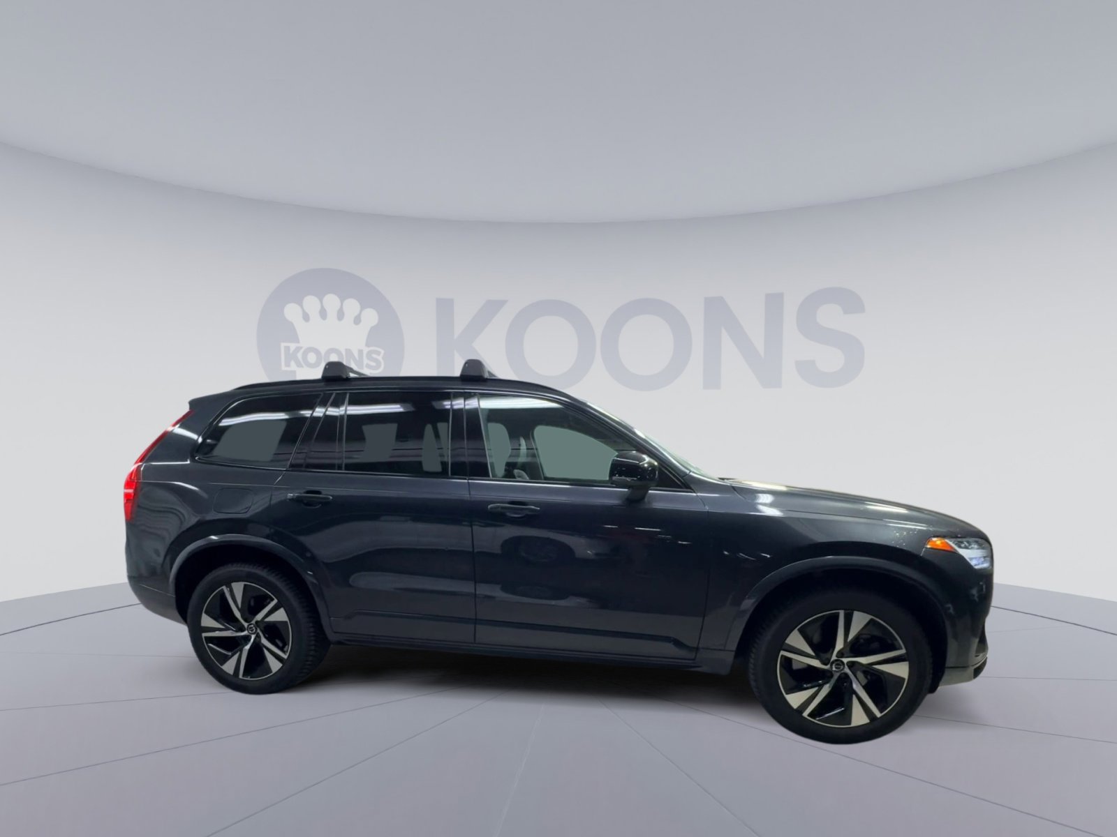 Used 2021 Volvo XC90 T8 R-Design AWD/4WD image 12